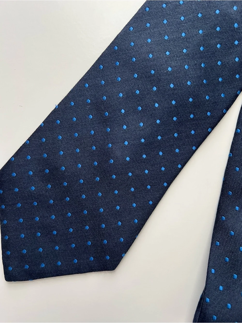 VTG Banana Republic Tie Navy Blue Polka Dot Made in Italy 100% Silk
